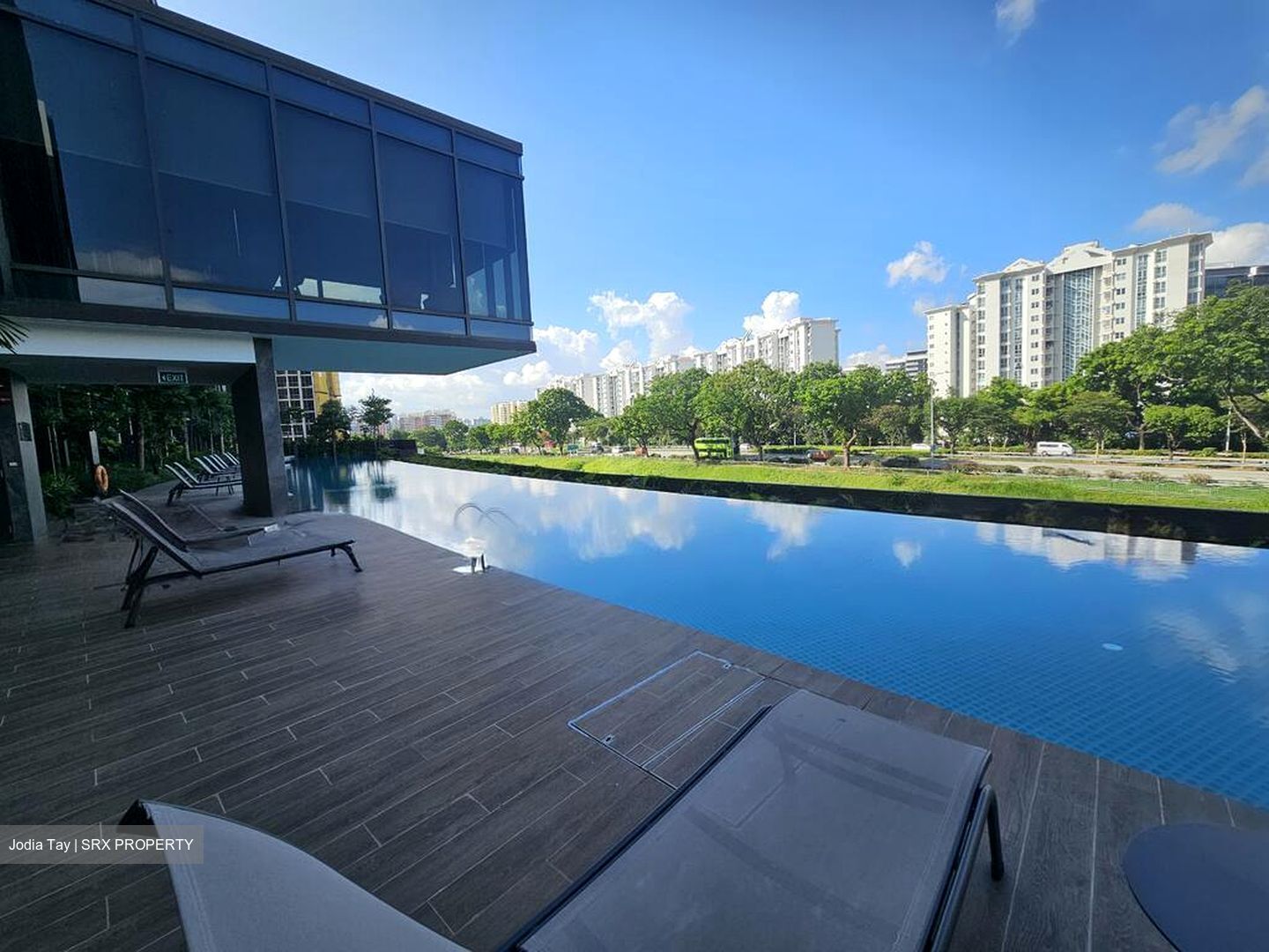 Tenet (D18), Condominium #497395131